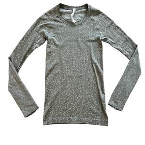 Lululemon Swiftly Tech Long Sleeve Shirt 2.0 Distorted Static Rover / White Opal